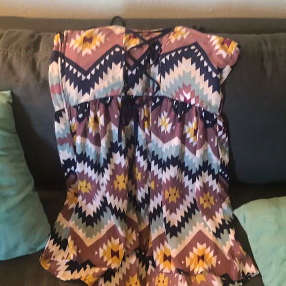 Pattern dress - Picture 2 of 2